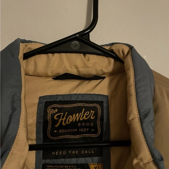 Howler Brothers Men's XL Rounder Vest - Picture 2 of 5